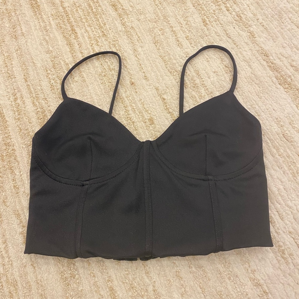 Zara crop going out top